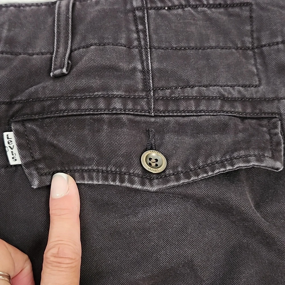 Levi's Classic Black Mens Cargo Pants - Picture 6 of 16